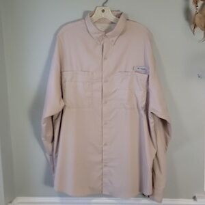 Columbia long sleeve PFG lightweight khaki button front shirt